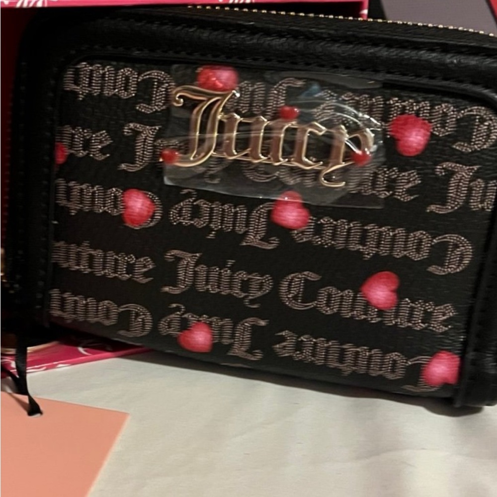 Juicy Couture Black and Pink Double Zipper Wallet Women’s